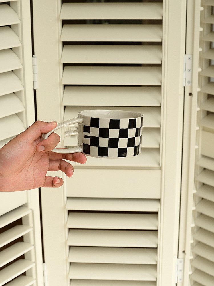Design Black And White Checkerboard Mug Coffee Cup