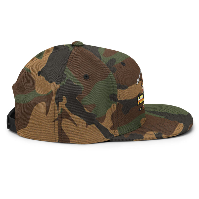 black snapback hat​