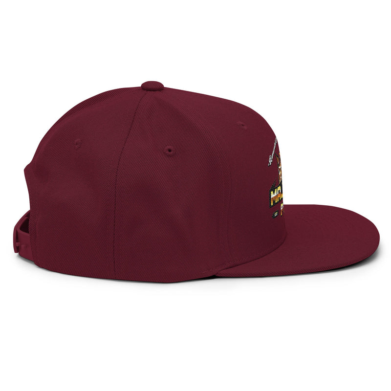  black snapback hat​