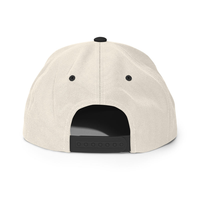 black snapback hat​